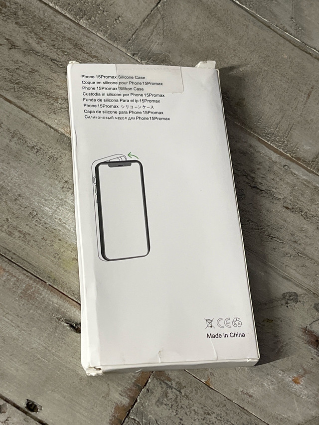 iPhone 15 Pro Max Clear Case - photo 2