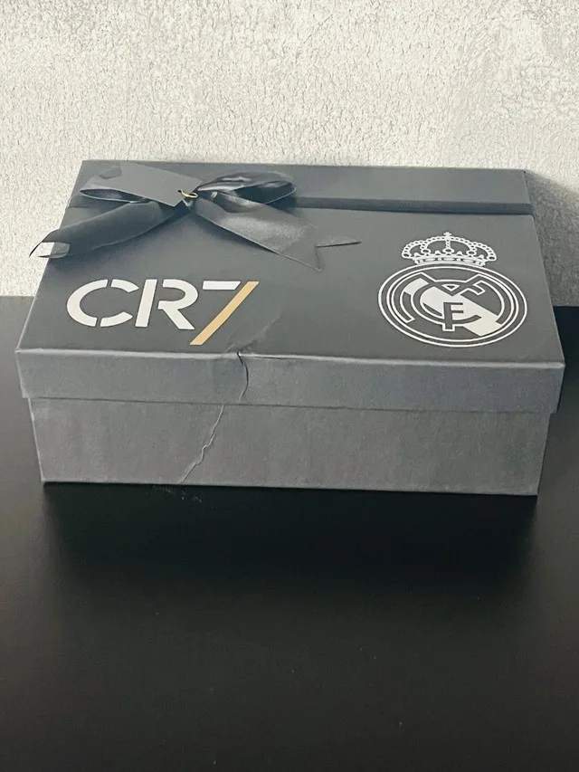Cristiano Ronaldo Mystery box! thumbnail