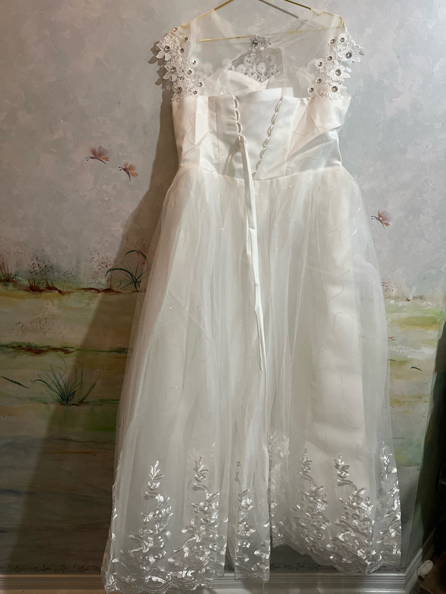 Wedding Dress-Size M/L - photo 4