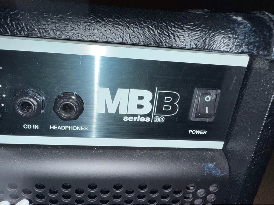 Marshall Bass Amp MB30 series - photo 2