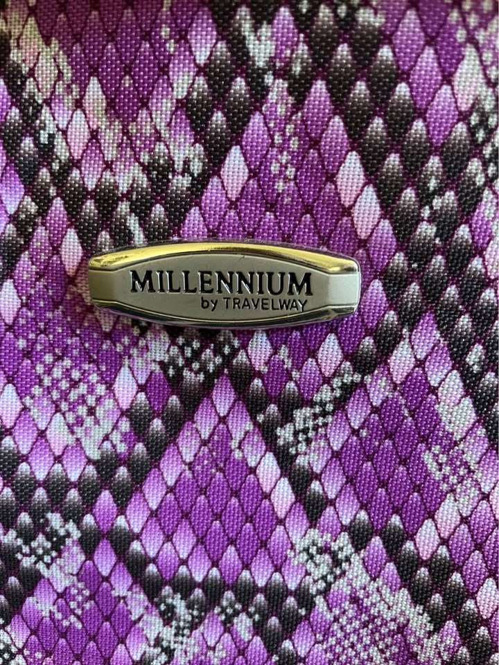 Millennium rolling travel bag - photo 4