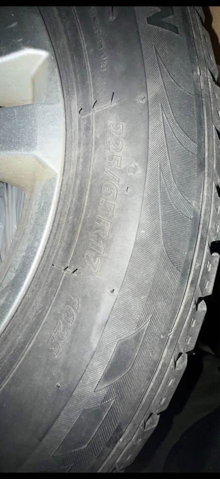 Winter Tires & Alloy Rims – 225/65R17 - photo 2