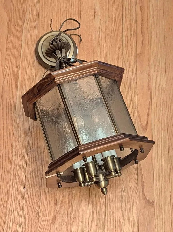 🕯 Vintage 6-Light Brass & Wood Hexagonal Hanging Lantern image indicator(3)