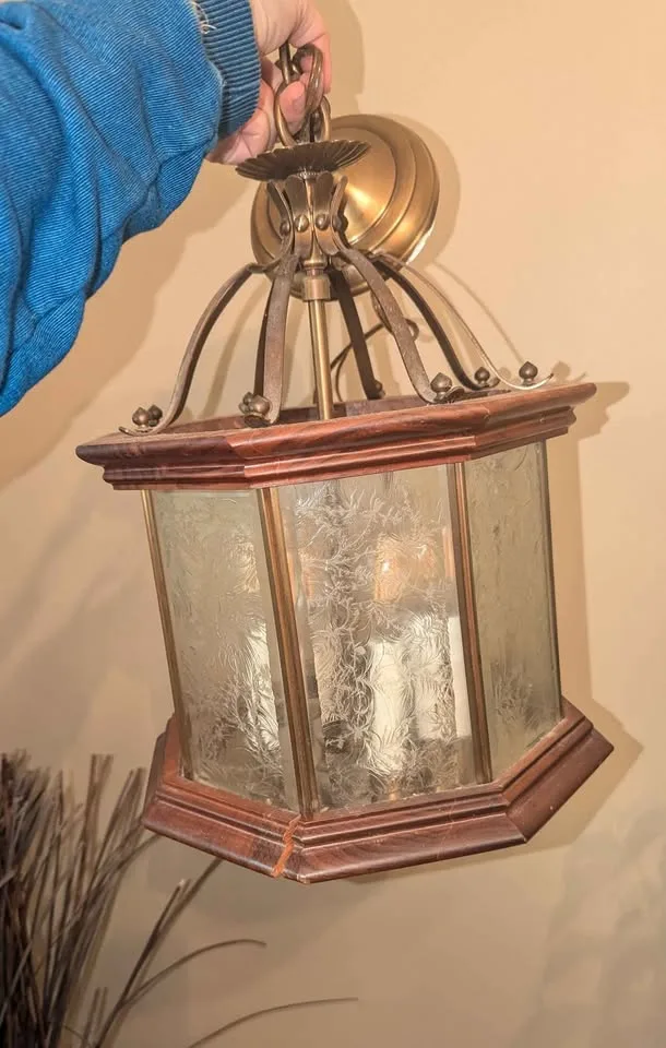 🕯 Vintage 6-Light Brass & Wood Hexagonal Hanging Lantern image indicator(4)