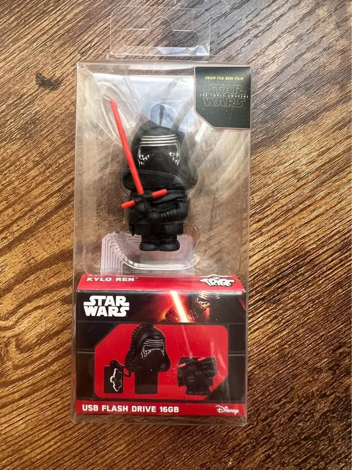 Giftable! 16GB Star Wars TFA Kylo Ren USB Flash Drive image indicator(4)