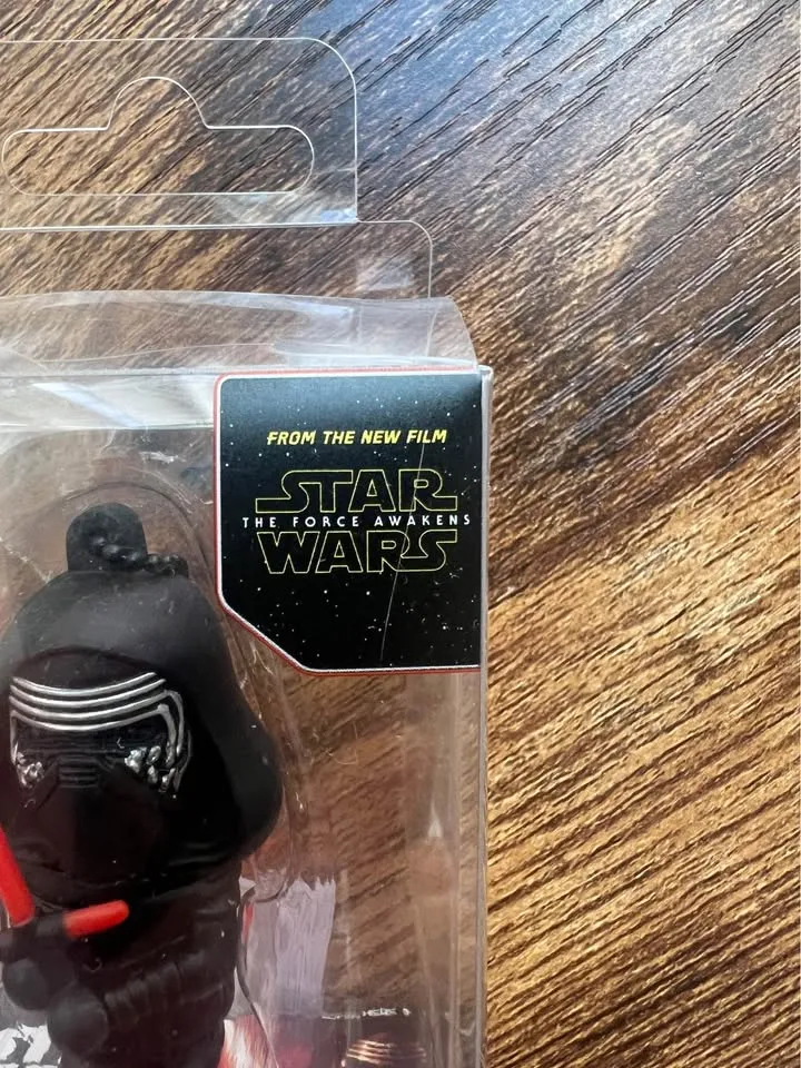 Giftable! 16GB Star Wars TFA Kylo Ren USB Flash Drive image indicator(5)
