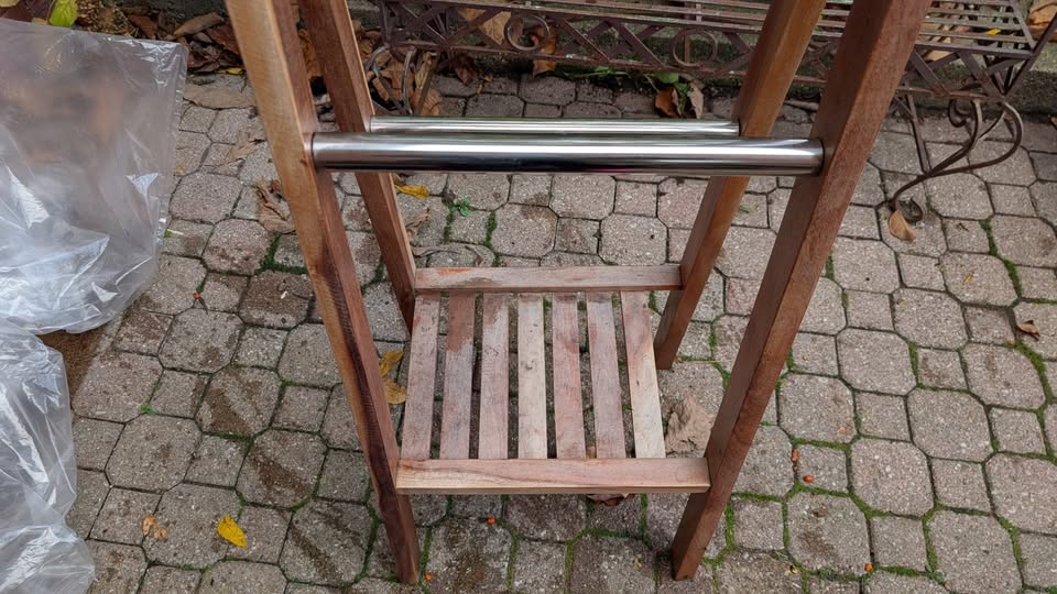 Custom wood shelf - photo 4