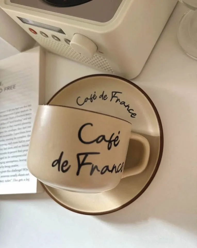 Café de France Beige Cup and Saucer Set image indicator(3)