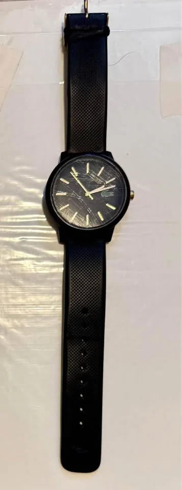 Used Lacoste 12.12 men's watch - front face scratched image indicator(2)