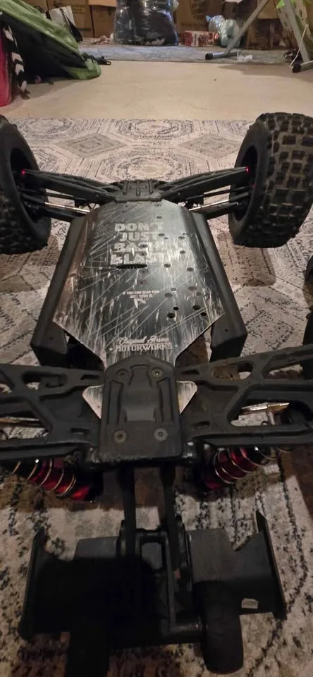 Arrma outcast EXB 6s image indicator(7)