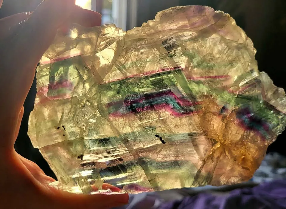 Rainbow Fluorite Crystal image indicator(5)