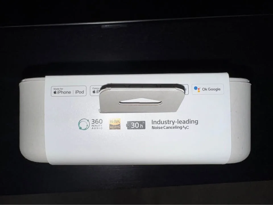 SONY WH-1000XM5 NOISE-CANCELLING HEADPHONES image indicator(7)