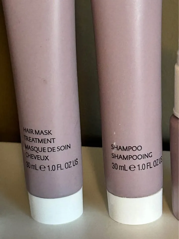 Living proof mini set image indicator(3)