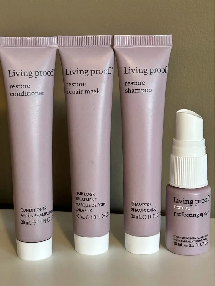 Living proof mini set image indicator(4)