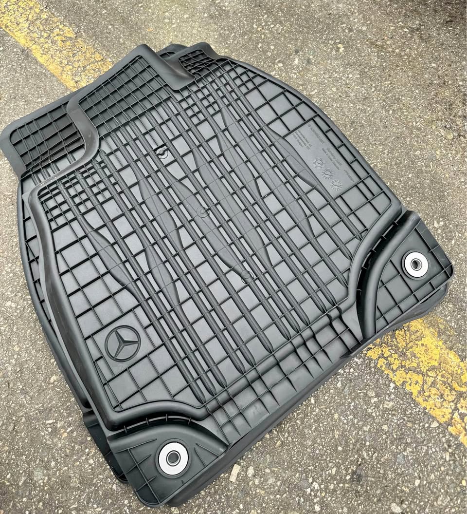 Mercedes EQE Sedan OEM Rubber Floormats