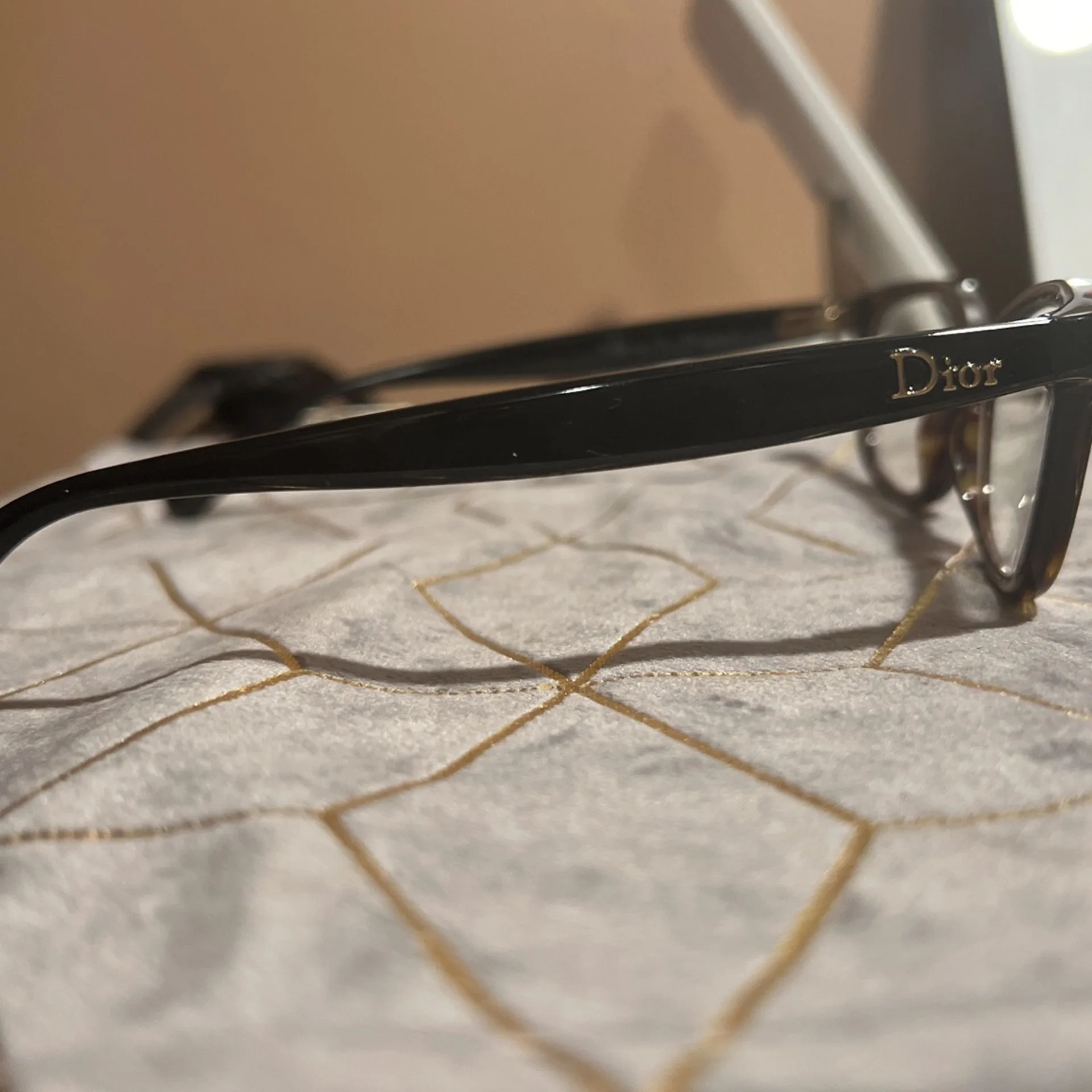 Dior Glasses Women image indicator(6)