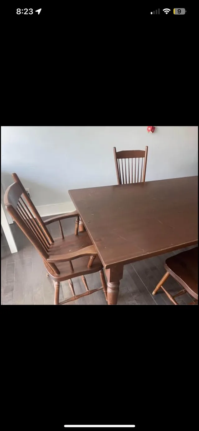 Dinning table with 4 chairs image indicator(2)