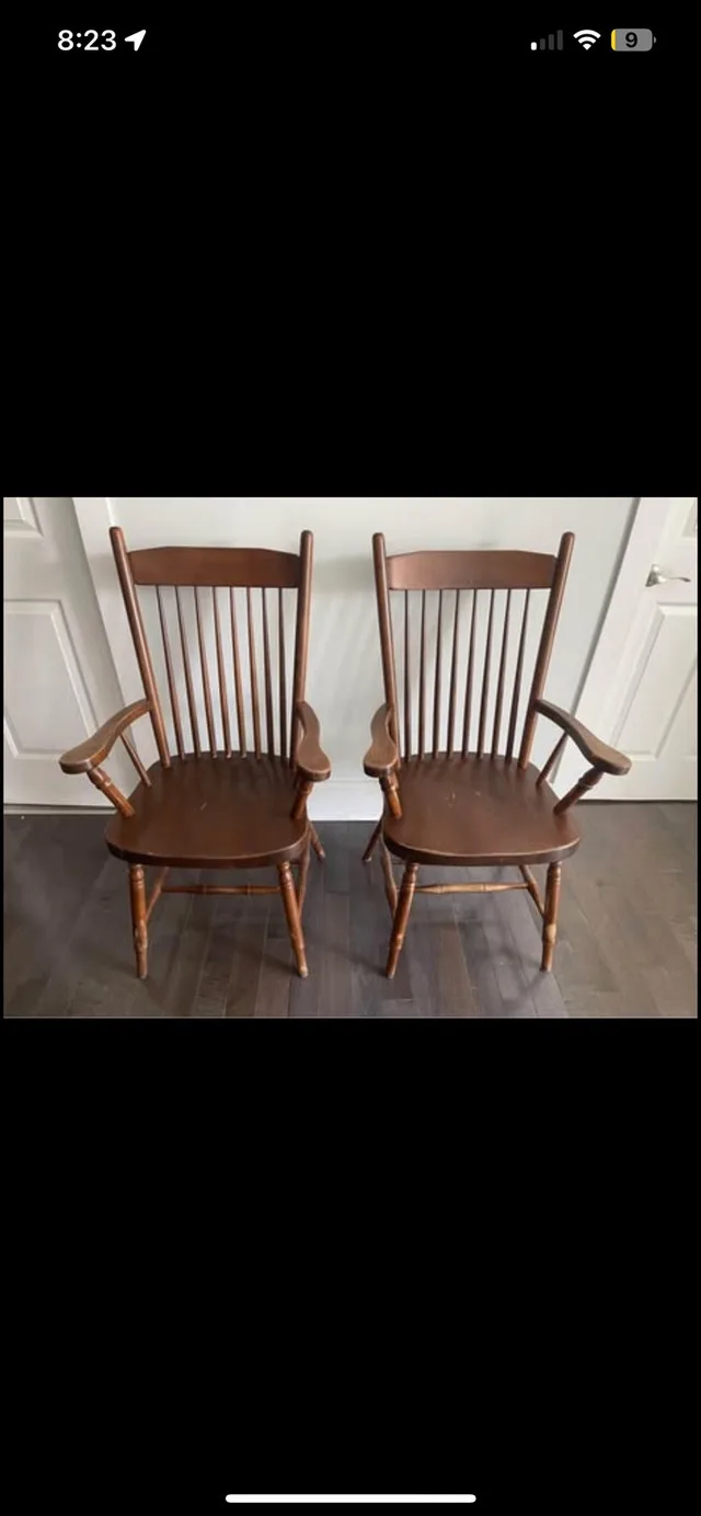 Dinning table with 4 chairs image indicator(3)