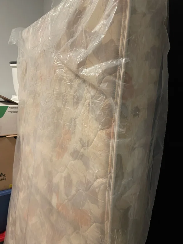 Spring Mattress single bed It can be folded into 2 image indicator(3)