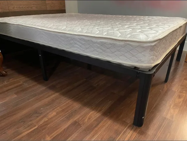 Bed mattress with frame image indicator(2)