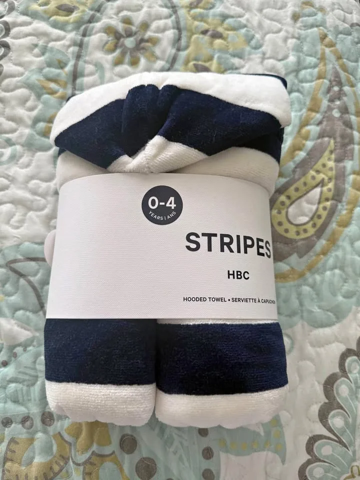 HBC Stripes/Hudson’s Bay Kids Hooded Towel (0-4 Years)