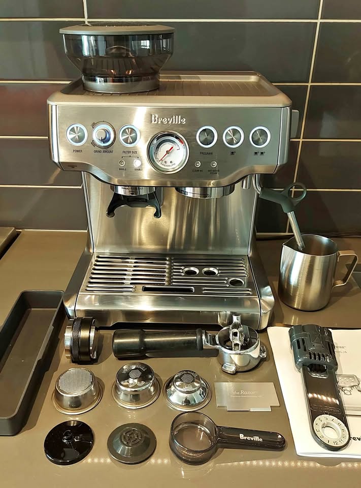 Breville Barista Express - Like New!
