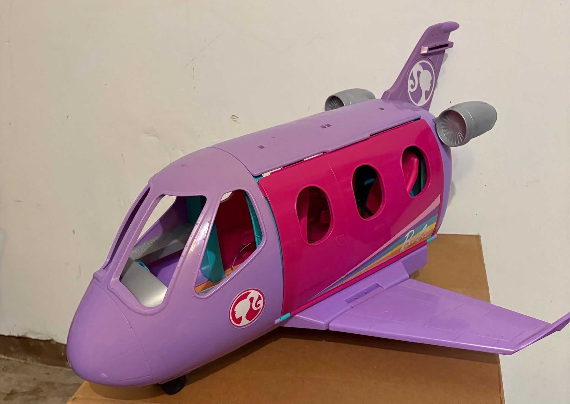 Barbie Airplane Adventures Playset - photo 2