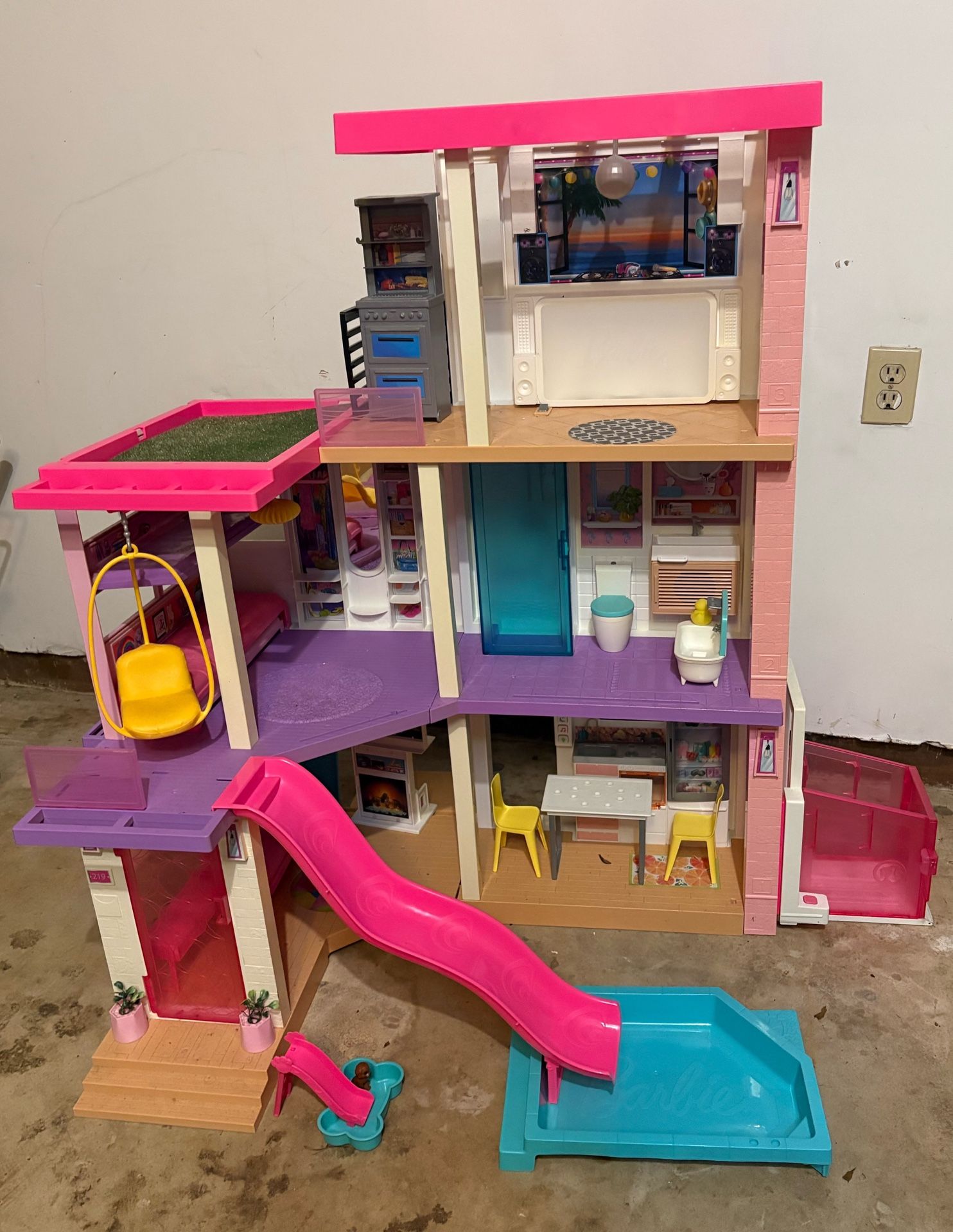 Barbie DreamHouse Playset