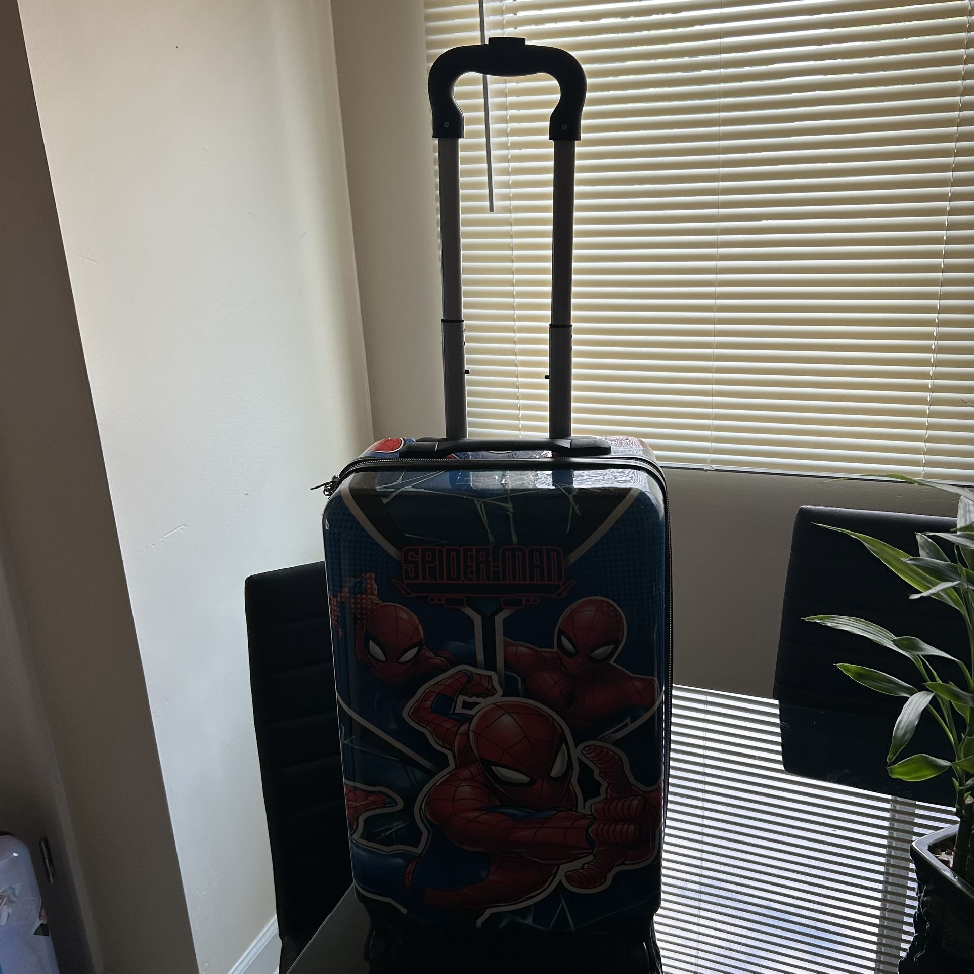 20 Inches Spiderman Kids Suitcase - photo 3