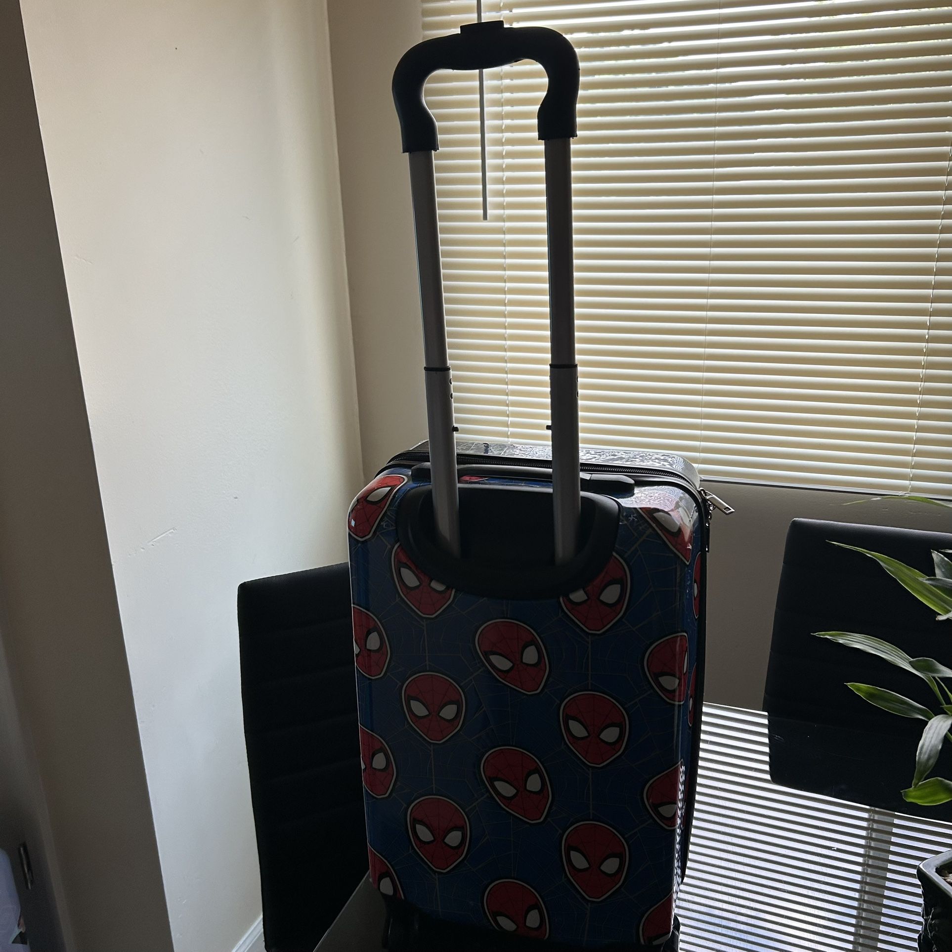 20 Inches Spiderman Kids Suitcase - photo 4