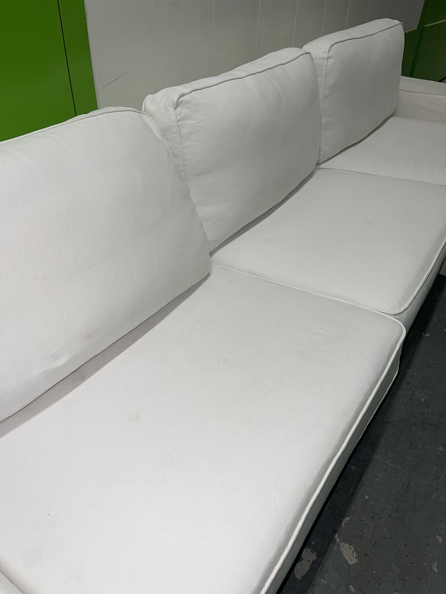IKEA Sectional, 4-seat with chaise - FREE DELIVERY - photo 2