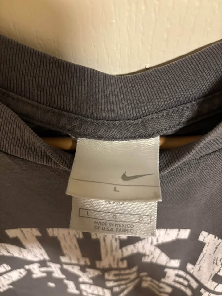 Y2K nike phys ed tee shirt - photo 4