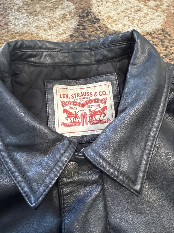 Levi’s Leather Jacket - photo 2