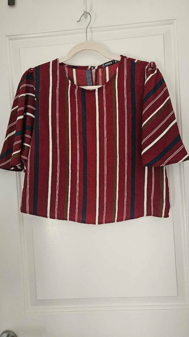 Beautiful Multicoloured Blouse, Size Medium - photo 5