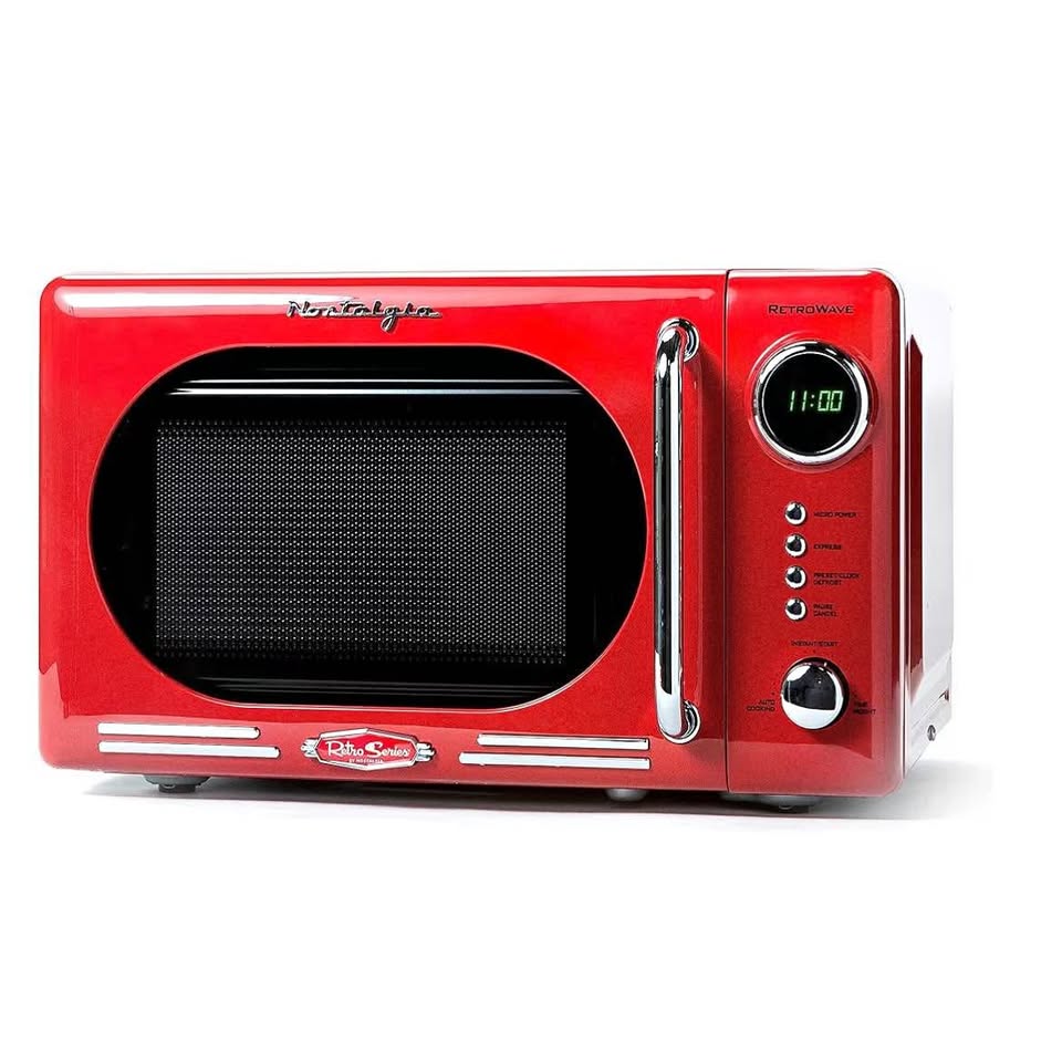 Red Retro Nostalgia Microwave – Great Condition
