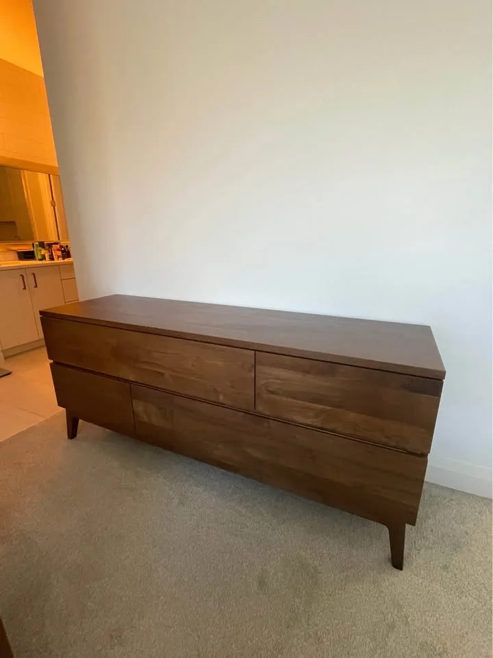 Bedroom dressers (pair) image indicator(2)