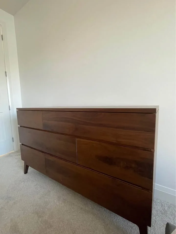 Bedroom dressers (pair) image indicator(7)