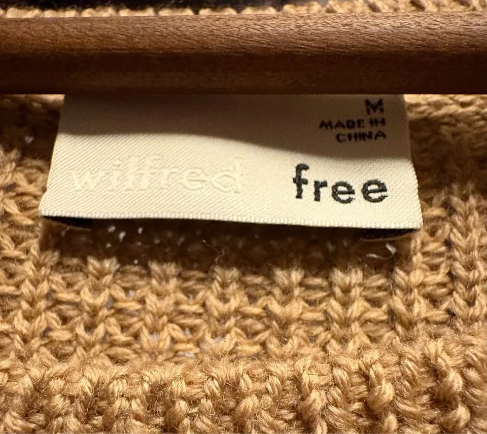 Aritzia Wilfred Isabelli Sweater - Size Medium image indicator(4)