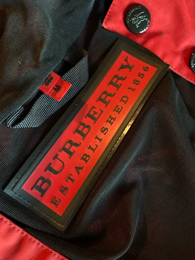 Burberry Sport Jacket Red Size Medium image indicator(2)