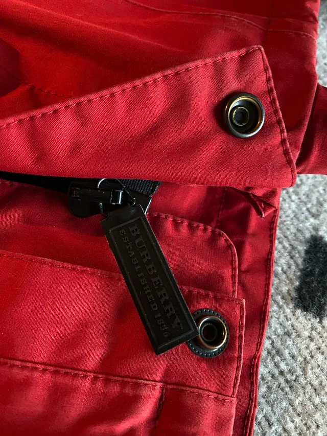 Burberry Sport Jacket Red Size Medium image indicator(4)