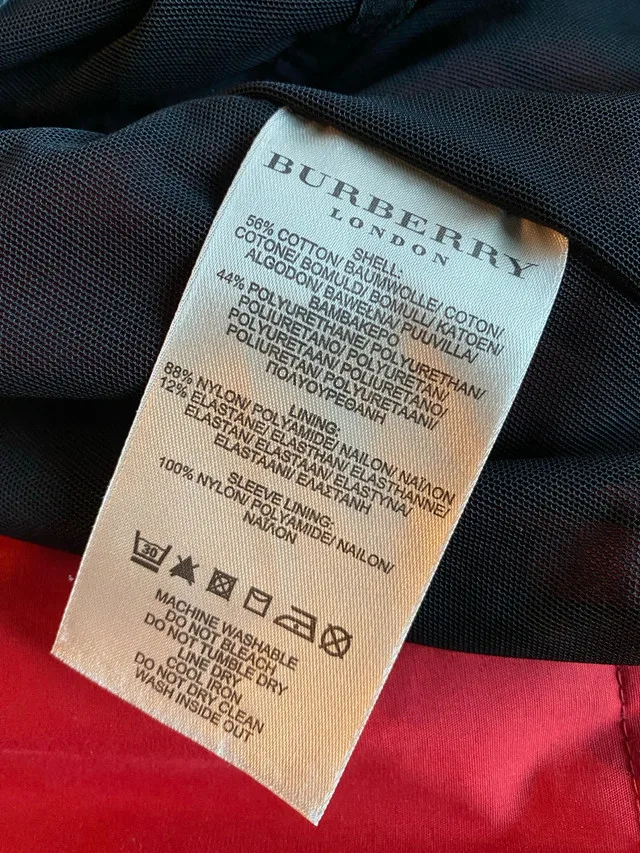 Burberry Sport Jacket Red Size Medium image indicator(6)