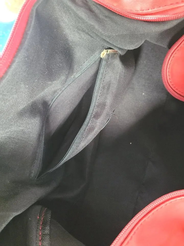 2 ladie's purse handbags - New/like new image indicator(8)