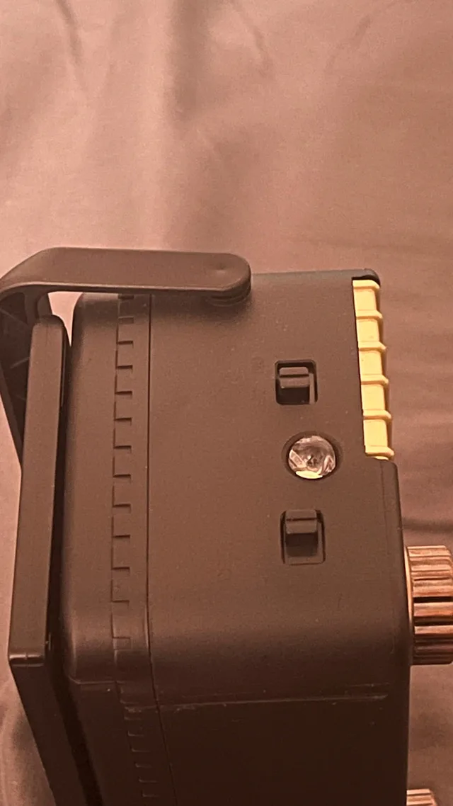 XHDATA D-902 portable Radio image indicator(9)