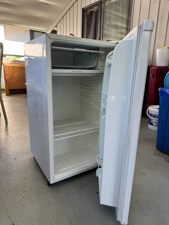 Diplomat Refrigerator image indicator(2)