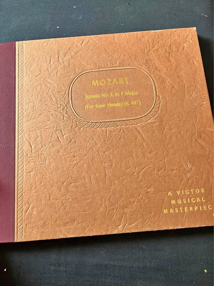 Mozart vinyl, sonata number 3, collectors item