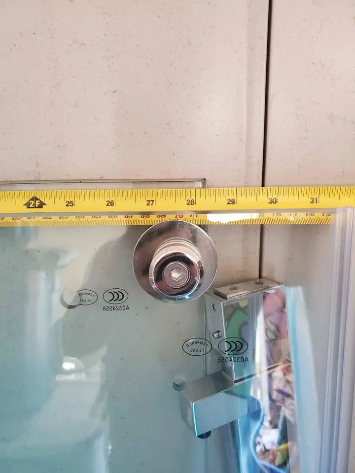 Glass shower enclosure image indicator(5)