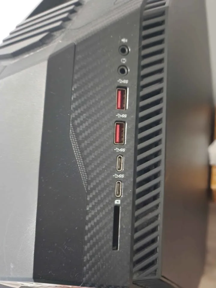 Gaming / Editing PC – i7 8700 | RTX 3060 | 32GB RAM image indicator(3)