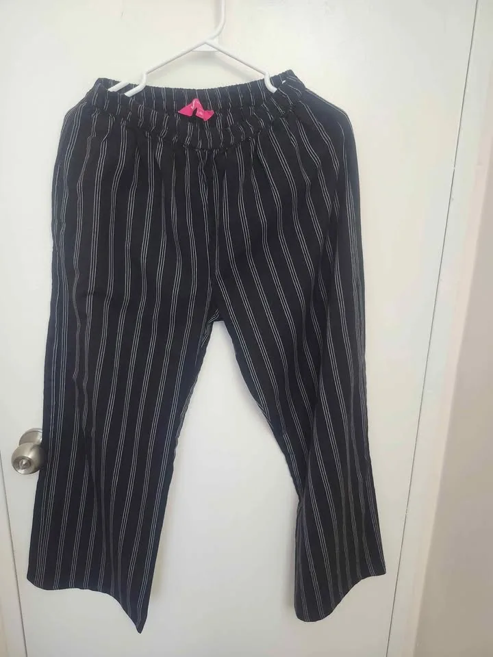 Kurti & Pants Set – Black with White Embroidery ✨🖤🤍 image indicator(2)