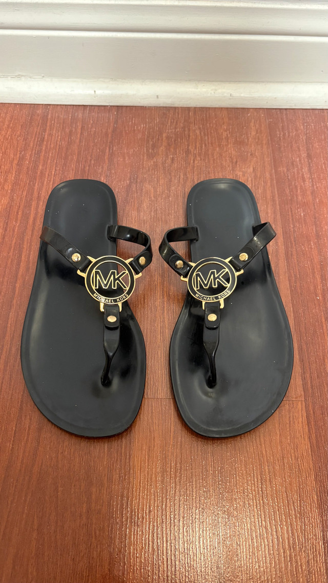 Michael Kors MK Thong Flip Flops