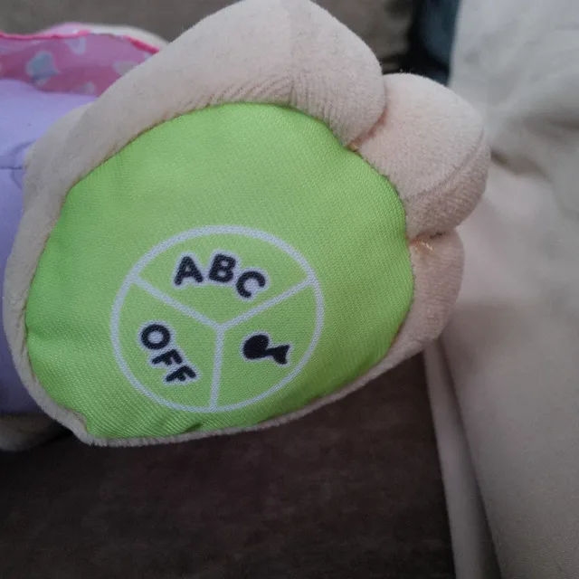 Fun talking and singing dog - Fisher-Price Laugh n Learn Puppy image indicator(3)